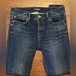 Express women’s Mid Rise legging Jeans